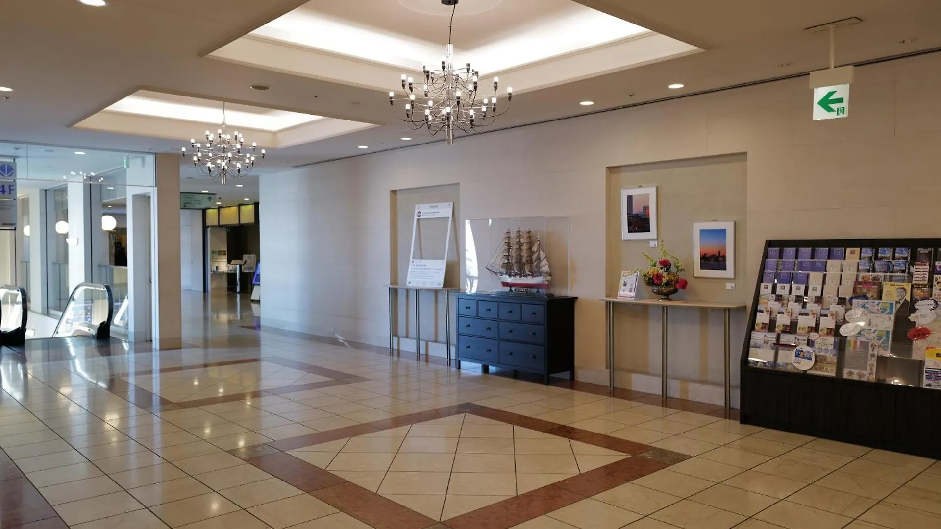 Yokohama Sakuragicho Washington Hotel 3*, Yokohama (Kanagawa)